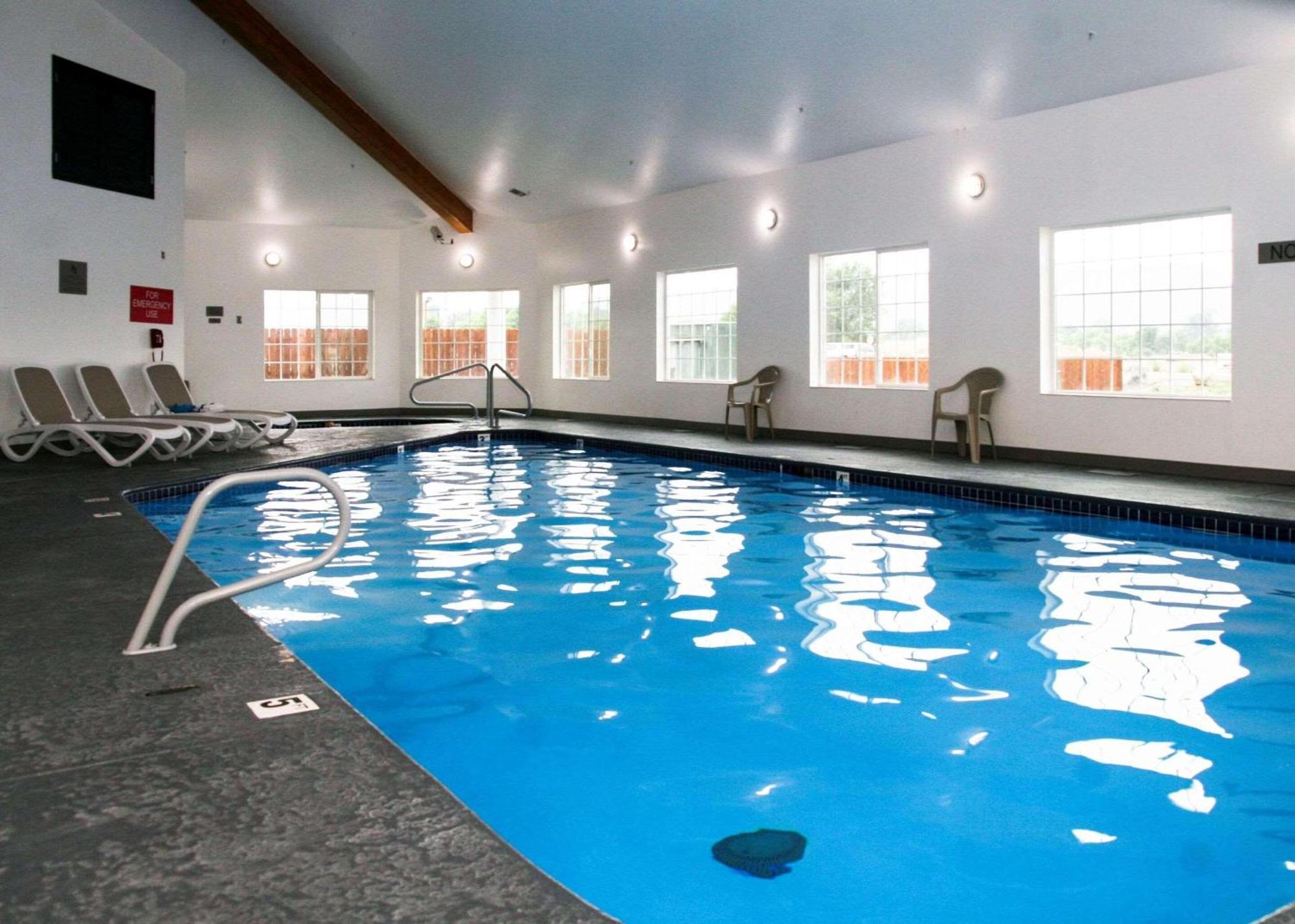 Country Inn & Suites By Radisson, Prineville, Or Eksteriør bilde